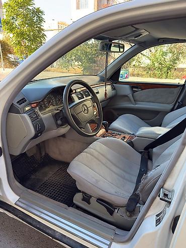Продажа авто: Mercedes-Benz E-Class: 1998 г., 2.4 л, Автомат, Бензин, Седан — 9
