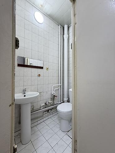 квартира частично: Сдается светлая квартира с изолированными комнатами. На фото — 9