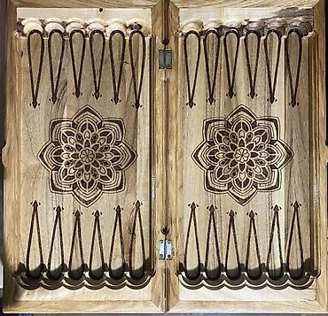 Настольные игры: Набор настольных игр 3-в-1 из натурального дерева с резьбой — 4