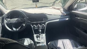 q05 air: Hyundai Avante: 2019 г., 1.6 л, Автомат, Бензин, Седан — 8