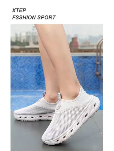 женская кроссовки: Продаю обувь Xtep original💯 лето-осень размер 38-( 24 см )без запаха