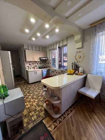 Uzunmüddətli kirayə mənzillər: Nizami metroya 5 deqlik mesafede, 6ci paralel deyilen erazide — 6