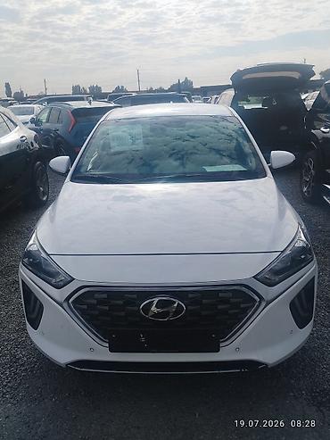 sonata d8: Hyundai Ioniq: 2019 г., Гибрид, Хэтчбэк — 1