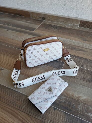 Torbe: Cena torbi 2600
cena novcanika 2200
cena kaisa 2200
Porez — 1