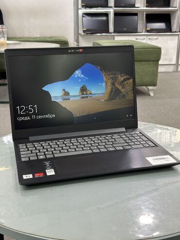 Ноутбуки и нетбуки: Ноутбук, Lenovo, 4 ГБ ОЗУ, 15.6 ", Б/у, Для работы, учебы, память HDD