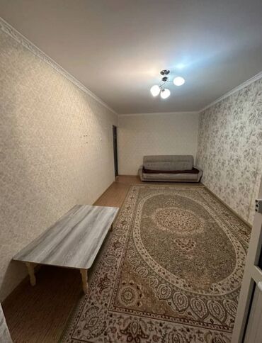 Продажа квартир: 1 комната, 32 м², 104 серия, 1 этаж, Старый ремонт