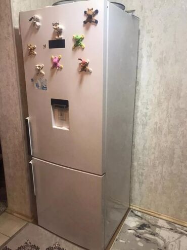 продаю холодильник бу: Холодильник