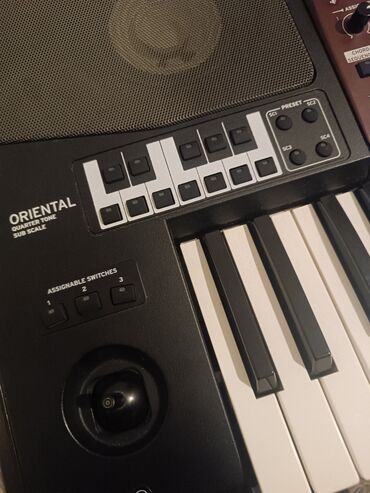 Sintezatorlar: Korg pa700 oriental yeni versiyadi ev de istifade olunub təzədi