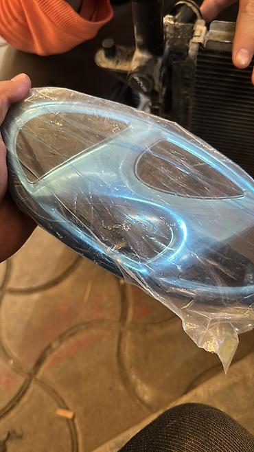 Бампер и комплектующие: Бампер Hyundai, Оригинал — 22