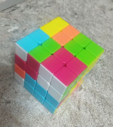 4 года: Кубик-рубик 4×4