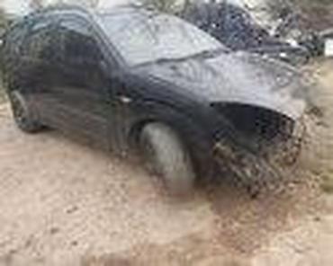 tepih crni: 1.8 16V DELOVI ZA FORD FOCUS OD 1998. DO 2001. GOD. | Fokus 1.8 — 4
