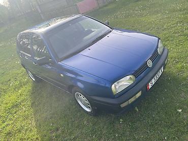 Продажа авто: Volkswagen Golf: 1994 г., 1.6 л, Механика, Бензин — 2