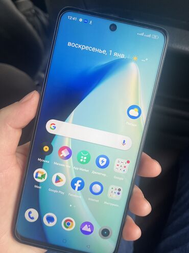 Realme: Realme 1, Б/у, 256 ГБ, цвет - Синий, 2 SIM