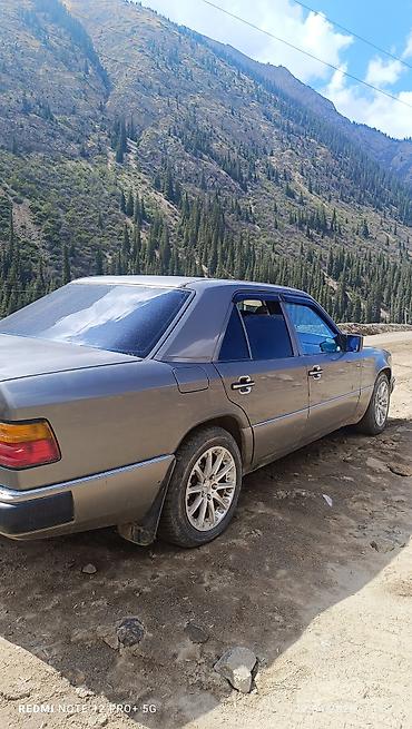 124 купе: Mercedes-Benz W124: 1991 г., 2.3 л, Механика, Бензин, Седан — 6