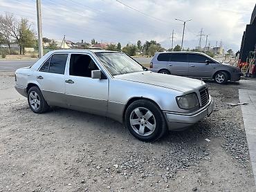 Mercedes-Benz W124: 1993 г., 2.2 л, Автомат, Бензин, Седан at lalafo.kg Mercedes-Benz W124: 1993 г., 2.2 л, Автомат, Бензин, Седан