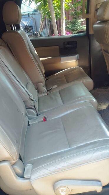 Toyota: Toyota Sequoia: 2007 г., 4.6 л, Автомат, Бензин, Внедорожник — 9