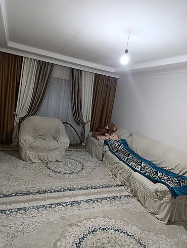 60: 🏡 **Дом в Бишкеке (ж/м Ак-Жар)** ✨ 4 комнаты | 74 м² 🌿 Участок: 4 — 5