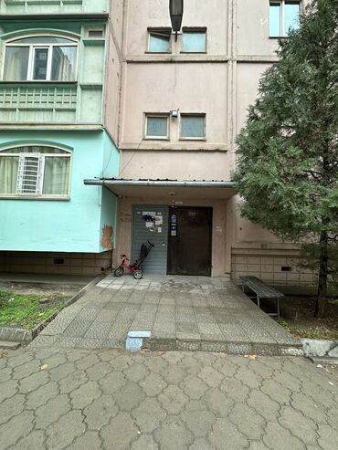 панельные дома: 1 комната, 41 м², 106 серия, 2 этаж, Косметический ремонт