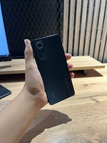 Смартфон Redmi Note 12Pro (линейка Note, черный цвет), корпус с