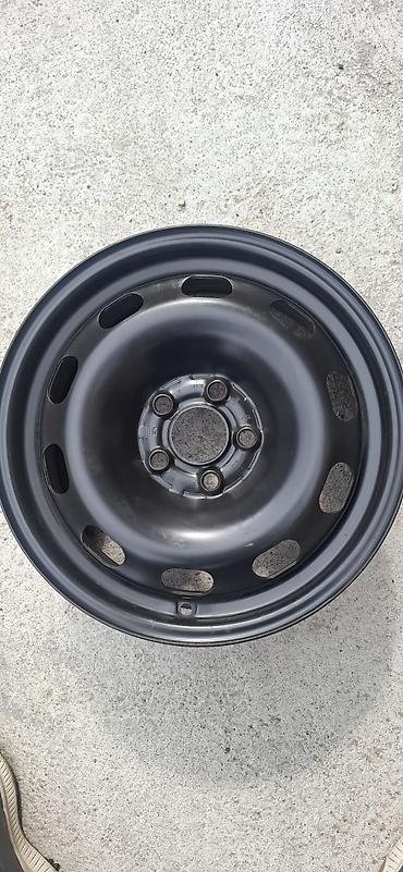 motor suzuki: Felne R15 Golf 4 .Prodajem 4kom polovne čelične auto felne R15 Golf — 3