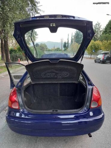 Toyota: Toyota Corolla: 1.4 l. | 1998 έ. Χάτσμπακ — 10