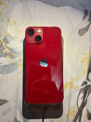 айыон 13: IPhone 13, Б/у, 256 ГБ, Красный, Наушники, Зарядное устройство, Защитное стекло, 87 %