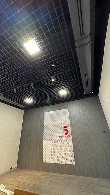 Аренда офисов: Аренда офисов, 213 м², В жилом комплексе, С отдельной кухней, С отдельным сан узлом, С системой безопасности — 4