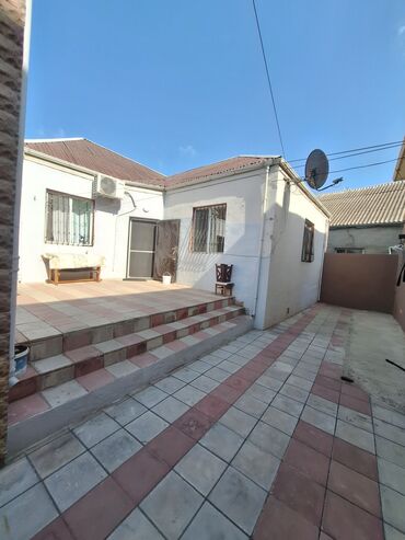 Куплю дом: Поселок Бинагади 3 комнаты, 90 м², Нет кредита, Средний ремонт