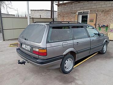 44 2: Volkswagen Passat: 1989 г., 1.8 л, Механика, Бензин, Универсал — 5