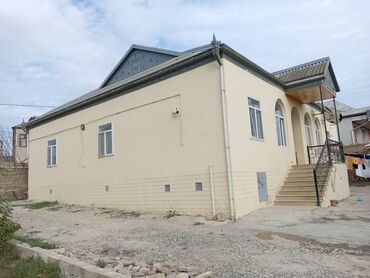 bag evi iw elanlari: Binəqədi qəs. 5 otaqlı, 230 kv. m, Kredit yoxdur, Orta təmir