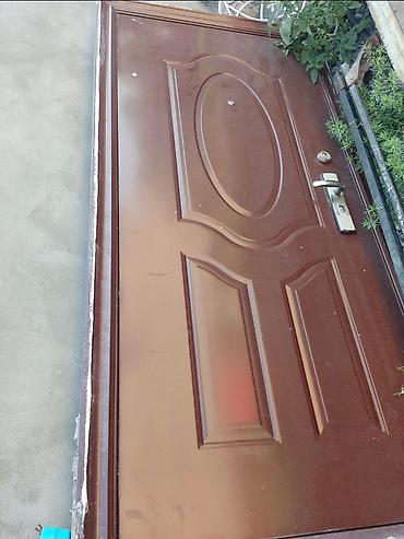 toyuq məhsulları: Məhsul: Dəmir giriş qapısı - Material: metal/dəmir konstruksiya — 1