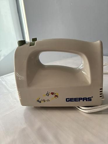 el mikseri: Geepas əl mikseri - Brend: Geepas - Rəng: ağ (yaşıl idarə düymələri) — 1