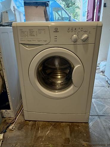 ucuz tikiş maşınları: Paltaryuyan maşın Indesit, 5 kq, İşlənmiş, Avtomat, Qurutmasız, Kredit yoxdur, Ödənişli çatdırılma — 1
