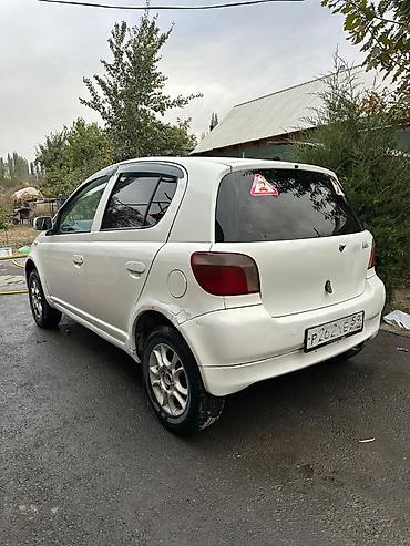 Toyota Vitz: 1999 г., 1 л, Автомат, Бензин, Хетчбек — 2