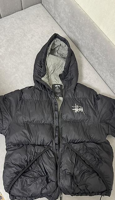 спортивный пуховик: Пуховик Stüssy 800 Fill, мужской. - Цвет: черный, подкладка серая. - — 4
