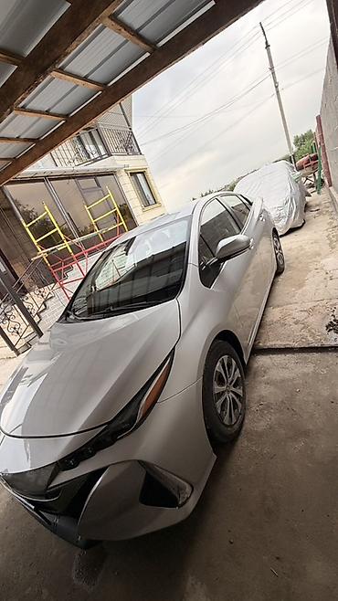 ninja h2: Toyota Prius: 2020 г., 1.8 л, Робот, Гибрид, Лифтбек — 2