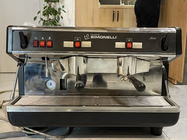 оборудование для магазинов: Кофемашина профессиональная Nuova Simonelli Appia, 2-групповая