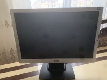monitor android: HP Compaq dx2200 Microtower kompüteri və BenQ monitoru. Kompüter Intel