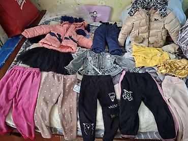 Бөбөктөр үчүн топтомдор: Вся детская одежда за 1500 сом. для девочки 2-4 лет .куртки покупали — 1