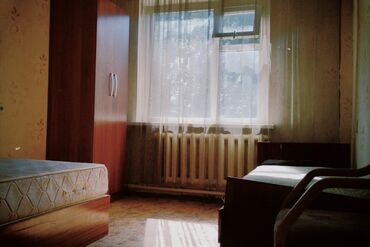 дом меняю на квартиру бишкек: 3 комнаты, Собственник, Без подселения, С мебелью полностью