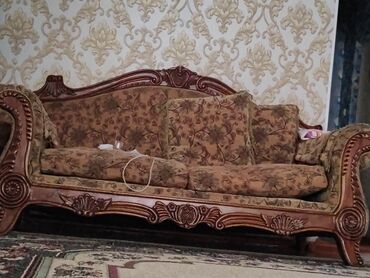 кожаные диван: Гарнитур для зала, Диван, Б/у