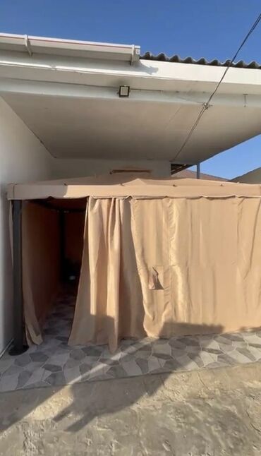 Dekorativ divar panelləri: Bağ/veranda üçün qapalı çardaq (pavilon) - Rəng: bej - Dördbucaqlı