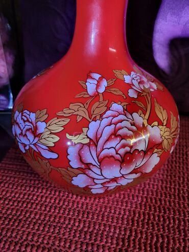 Ostali kućni dekor: Vaza nova iz 40,50ih. jing dezen kineski porcelan zar crvene na lalafo.rs — 3 Ostali kućni dekor: Vaza nova iz 40,50ih. jing dezen kineski porcelan zar crvene — 3