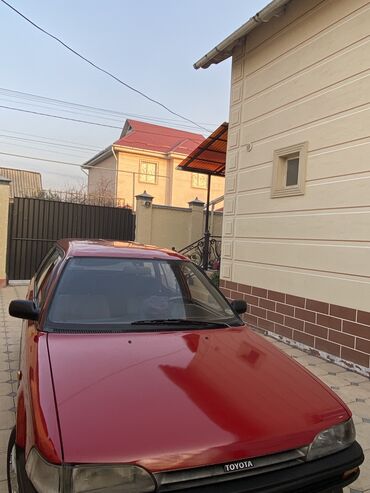 Toyota: Toyota Corolla: 1988 г., 1.8 л, Механика, Дизель, Универсал