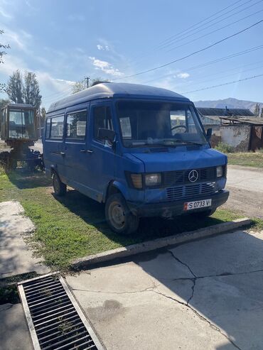 убитые машины: Mercedes-Benz 300: 1984 г., 3 л, Механика, Дизель, Фургон