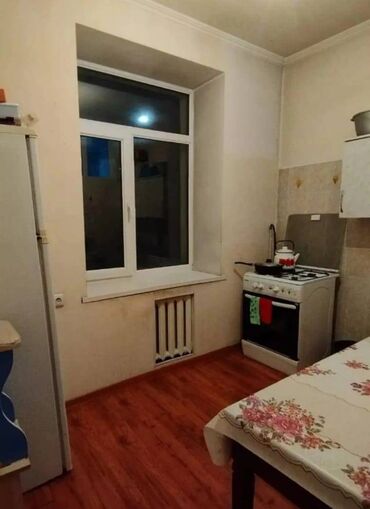 Продажа квартир: 2 комнаты, 44 м², Сталинка, 3 этаж, Старый ремонт