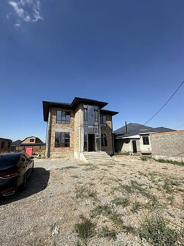 Продажа коттеджей и домов: 🔥Продается Дом 🔥 🏡Район: Оскон Ордо ✅Участок: 4соток 📍Площадь: 255 — 9