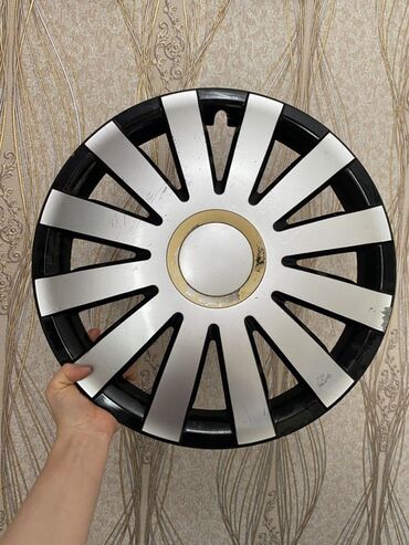 Şin və təkərlər: Kolpak R 16