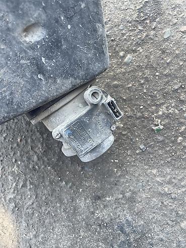 Воздушный корпус на Ауди C4 2.8 объем