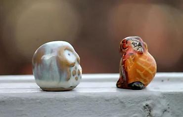 Figure: Set od 2 Vintage SOVE ili dve veverice figurine. Cena za par Dve — 9